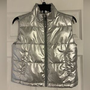 Xersion size 10-13 silver vest